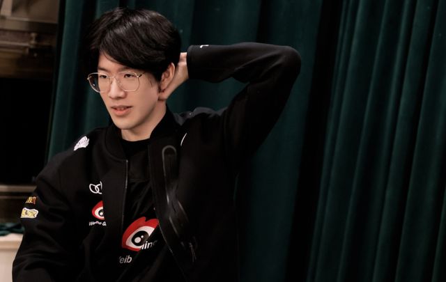 后防危机 后防危机