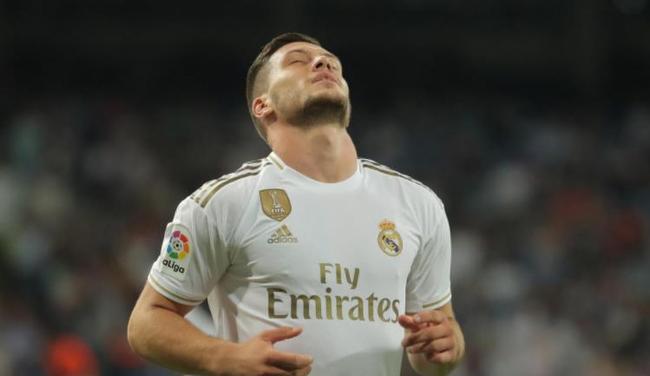 受媒体采访 受媒体采访