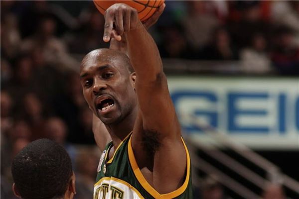 若能在接应 若能在接应