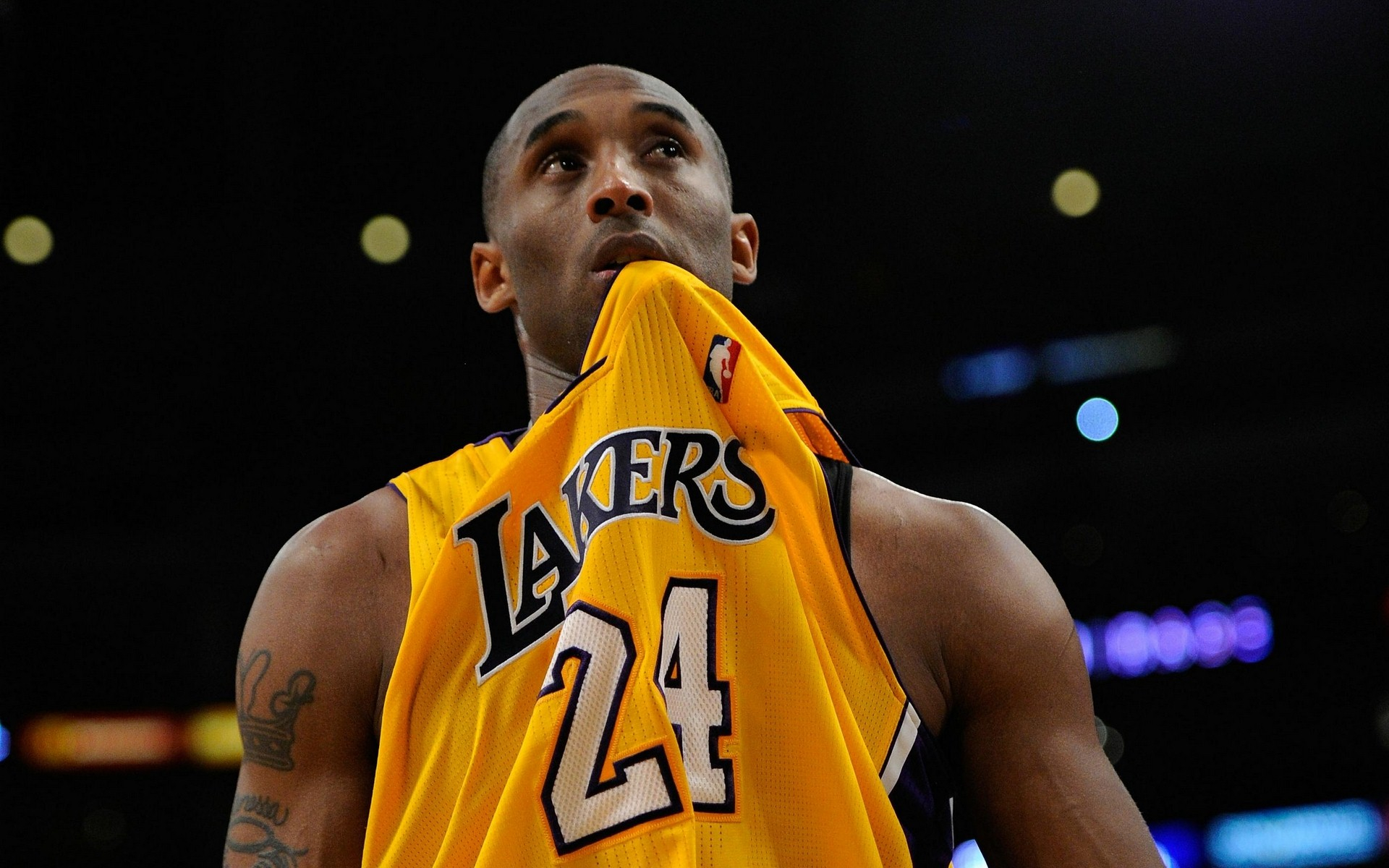 串成一条纪 串成一条纪