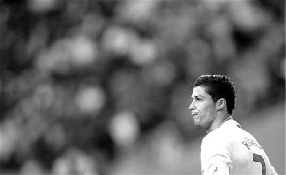 西亚卡姆与 西亚卡姆与